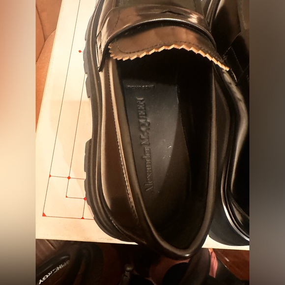 Alexander McQueen black loafers Size 8.5 - Picture 10 of 13